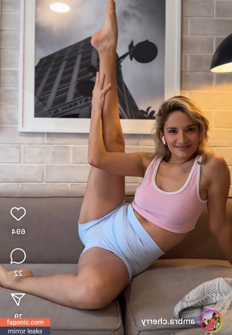 Ambra Cherry, Ambra.cherry, ambracherry Vazamentos de Nudes OnlyFans Foto #9