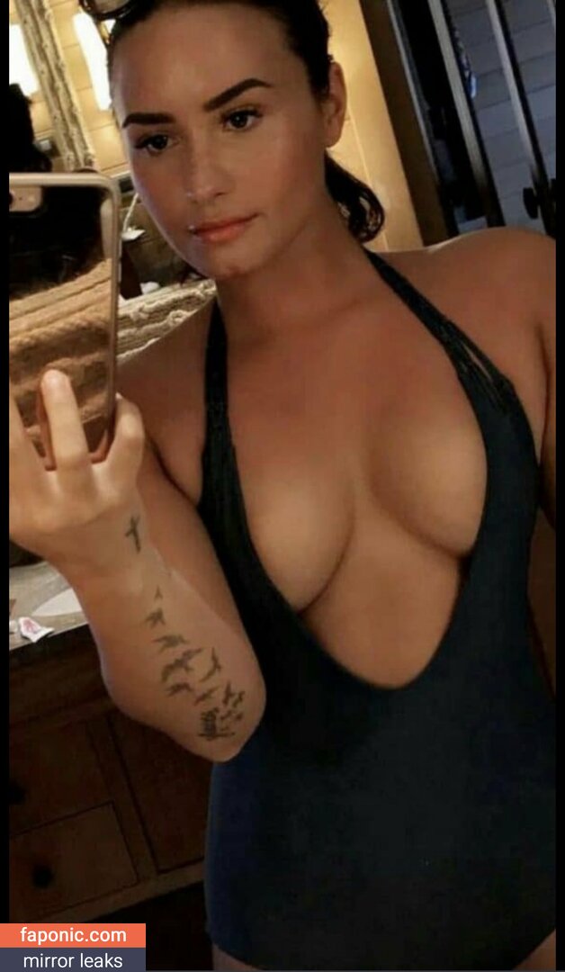 Demi Lovato, ddlovato, https:, tonia_williams Vazamentos de Nudes OnlyFans Foto #10