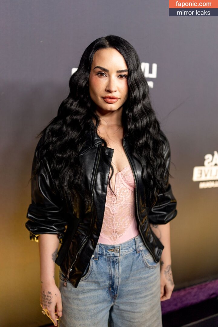 Demi Lovato, ddlovato, https:, tonia_williams Vazamentos de Nudes OnlyFans Foto #1113