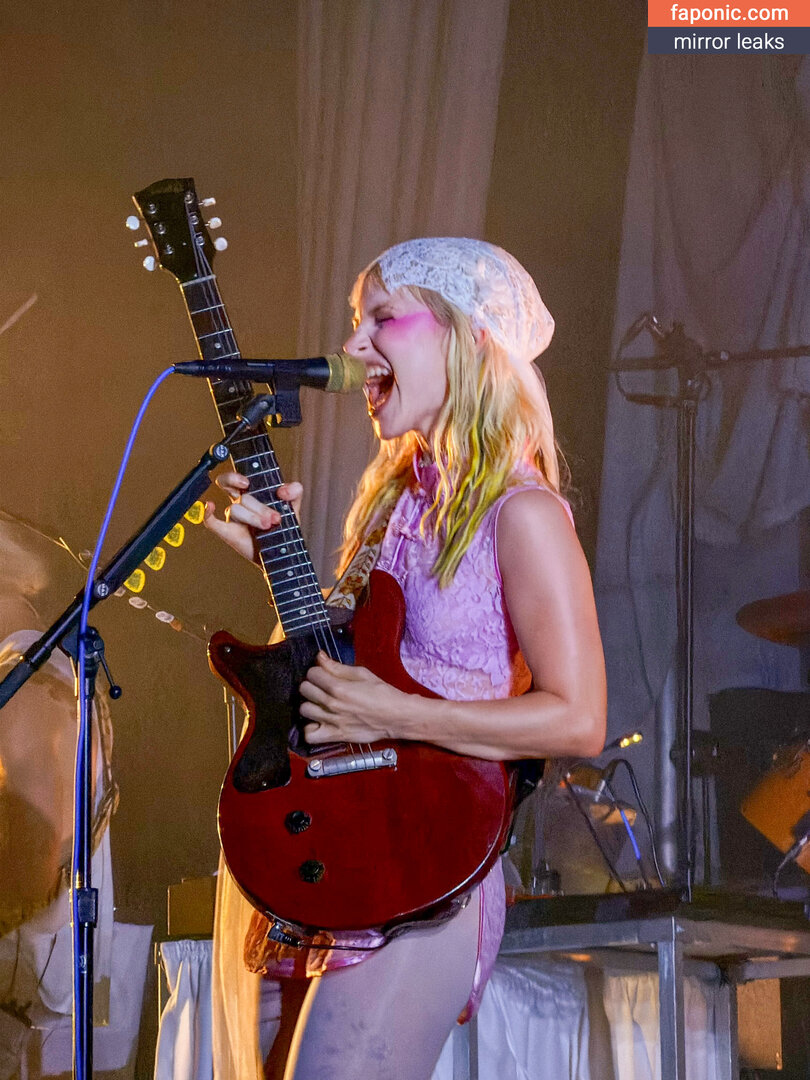 Hayley Williams, meepyfreepy, yelyahwilliams Vazamentos de Nudes OnlyFans Foto #755