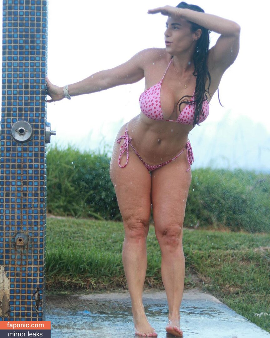 Linda Durbesson, https:, lindadurbesson_ Vazamentos de Nudes  Foto #6