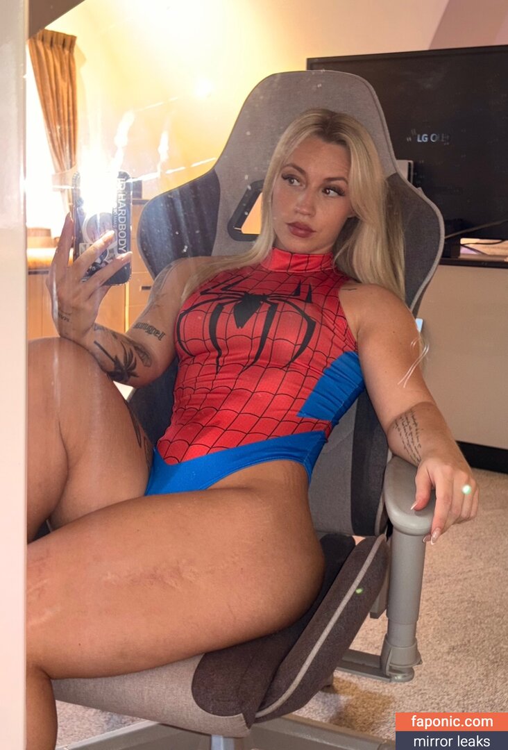 littlemissbunda, sennawhitemanfit Vazamentos de Nudes OnlyFans Foto #4