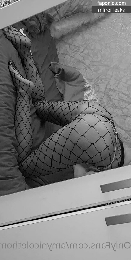 amy_nicolexx, amythompson893, https:, petitesneakylink Vazamentos de Nudes OnlyFans Foto #90