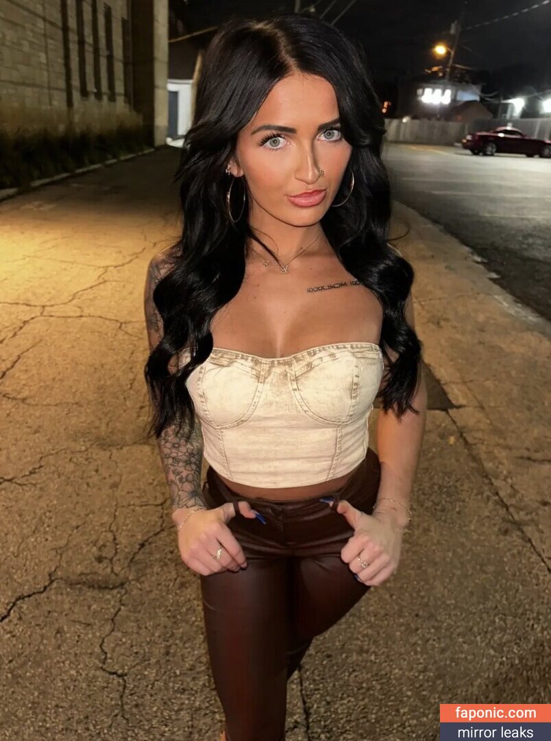 Petitetattedplati, Ronika Eskins, ronika_eskins Vazamentos de Nudes OnlyFans Foto #8