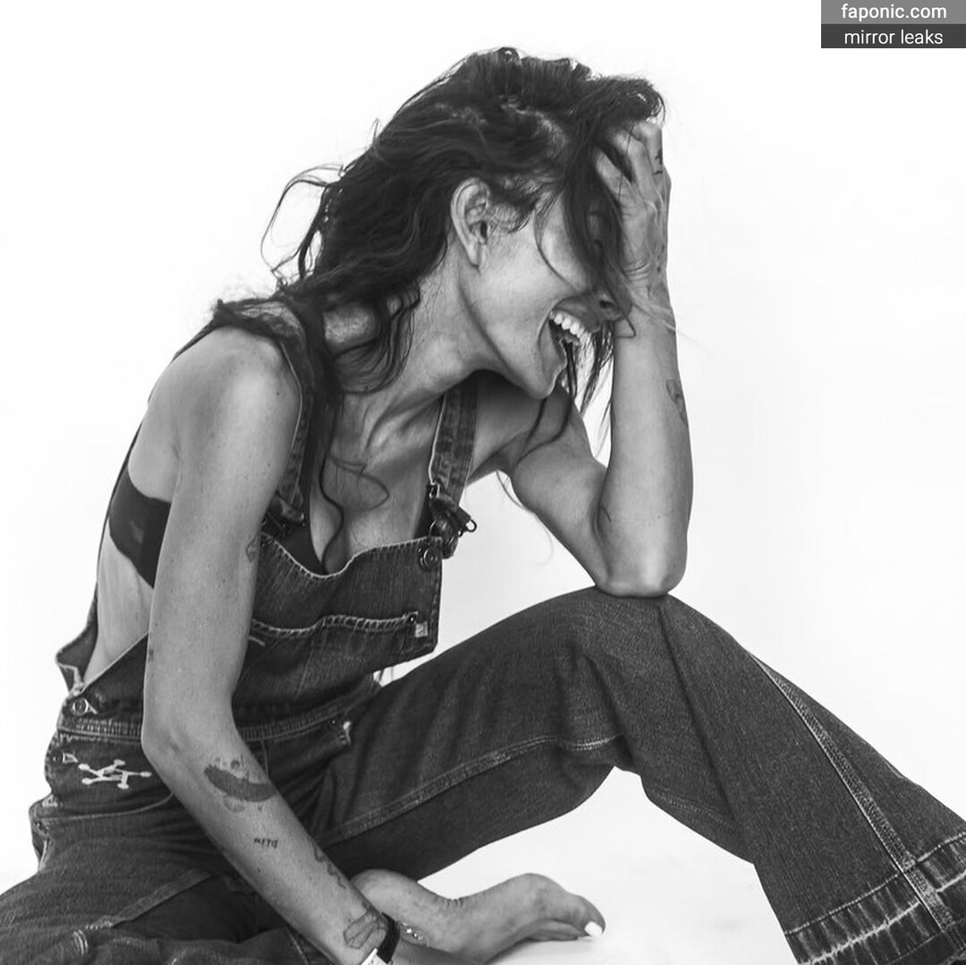Sarah Shahi, sarahshahi Vazamentos de Nudes  Foto #92