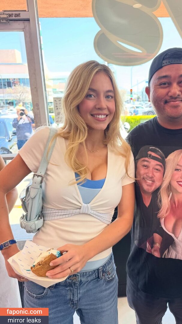 Sydney Sweeney, gal_gadot, sydney_sweeney Vazamentos de Nudes OnlyFans Foto #47