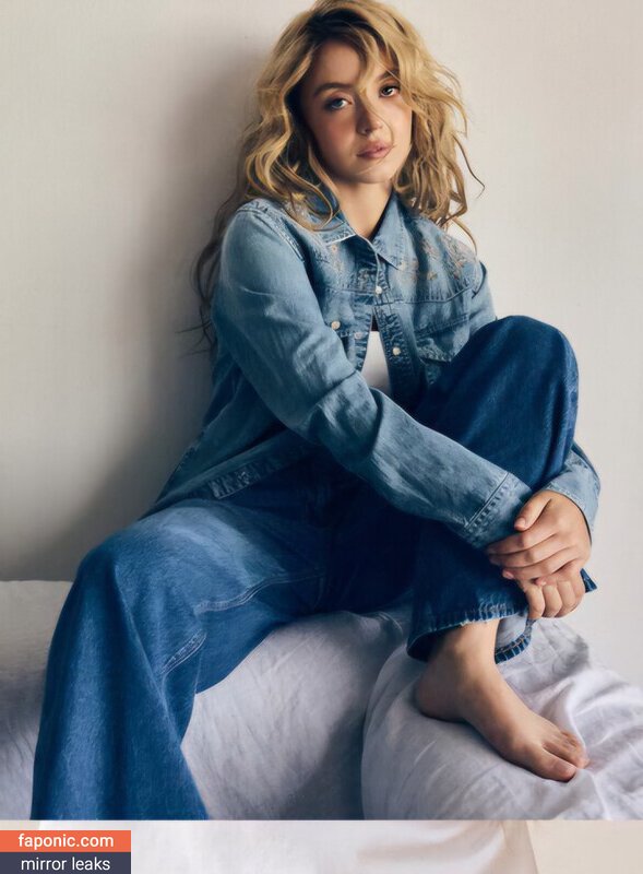 Sydney Sweeney, gal_gadot, sydney_sweeney Vazamentos de Nudes OnlyFans Foto #113