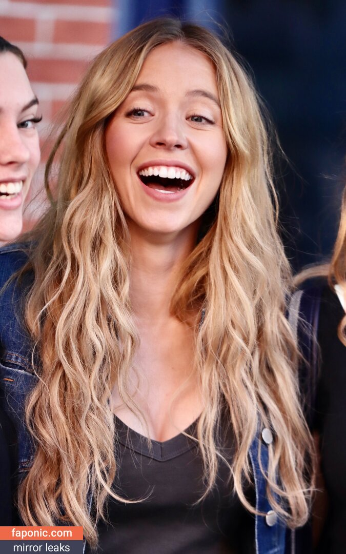 Sydney Sweeney, gal_gadot, https:, sydney_sweeney Vazamentos de Nudes OnlyFans Foto #520