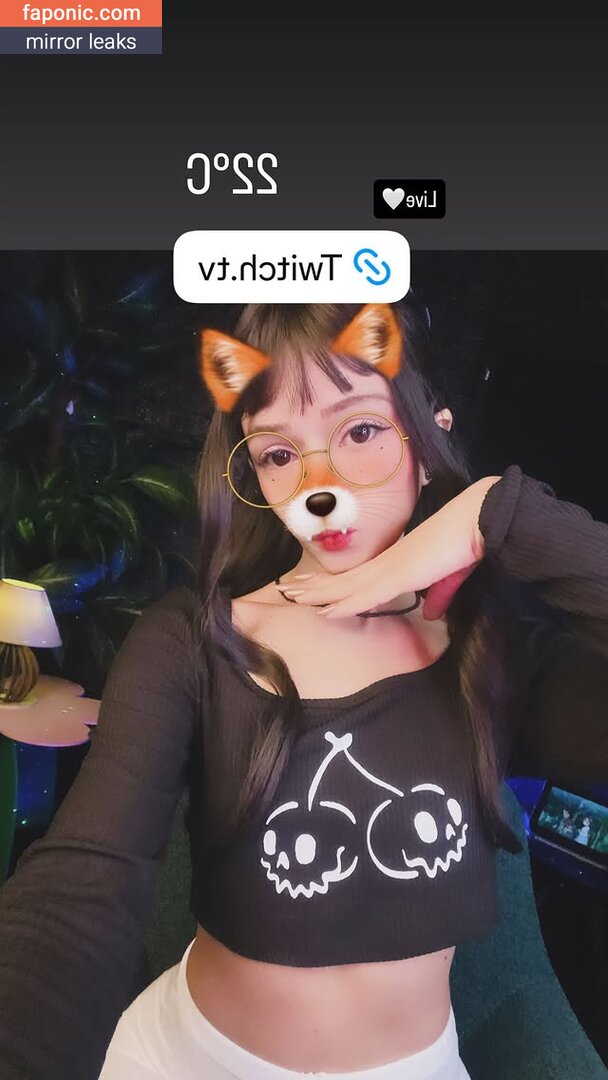 CristalU__U, Florzinha, KittyShady, cristal__aguirre, cristalaguirre Vazamentos de Nudes OnlyFans Foto #3
