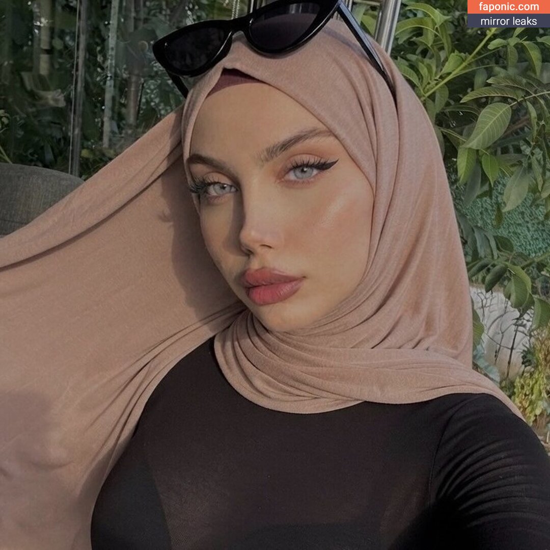 heliosari, heliosri, sariikubraa Vazamentos de Nudes  Foto #16