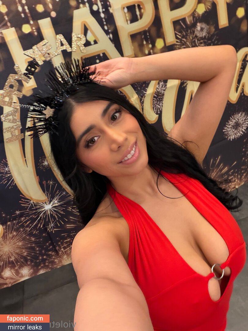 Violet Myers, https:, violetmyers, violetsaucy, waifuviolet Vazamentos de Nudes OnlyFans Foto #425