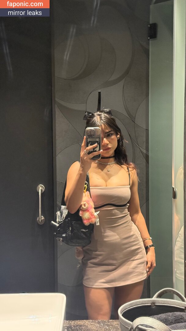 Alana Flores, Alanalarana, alanafloresf Vazamentos de Nudes  Foto #1