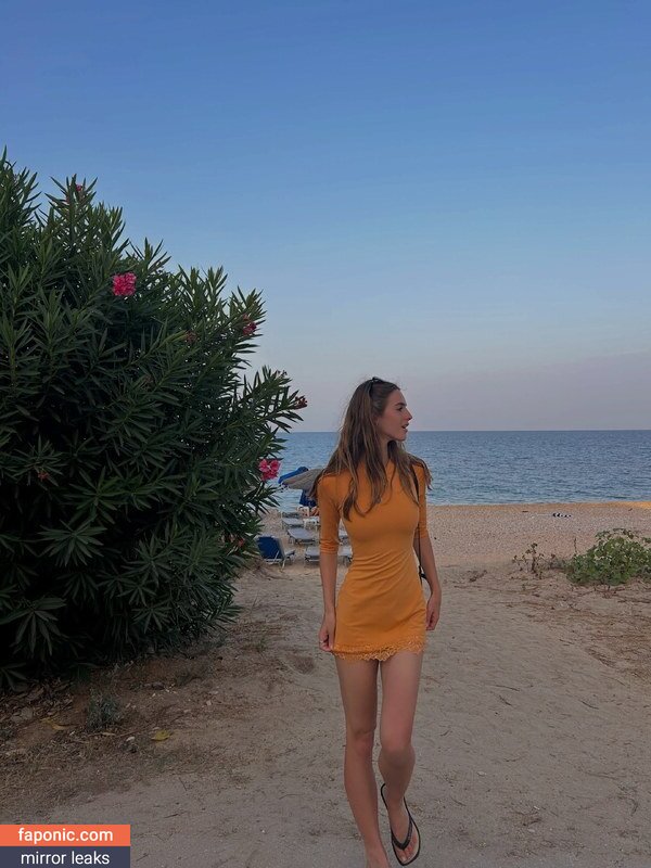 Emily Feld, emily.feld Vazamentos de Nudes OnlyFans Foto #3813