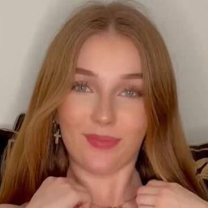 Amelia Adams