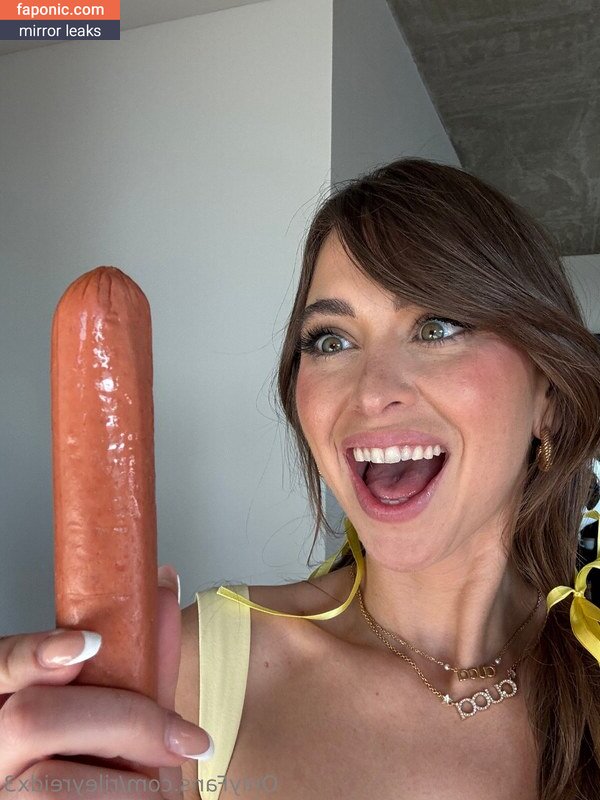 Riley Reid, RileyReidTikTok, hellorileyreid, rileyreidx3 Vazamentos de Nudes OnlyFans Foto #3081
