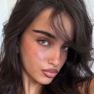 Ella Christo