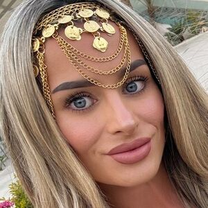 Hollie Crombie