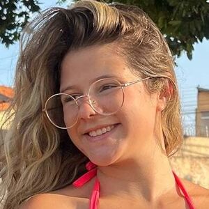 Júlia Santos