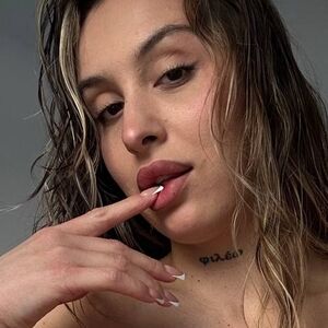 Kurwa Melanie